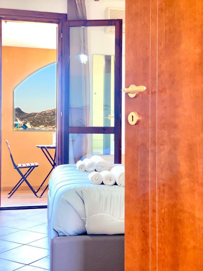 Homey Experience - Navy Sea View Apartments Olbia Exterior photo