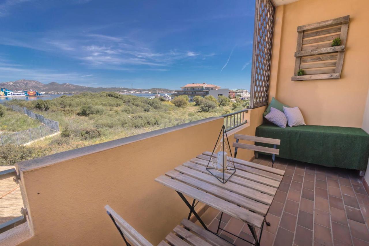 Homey Experience - Navy Sea View Apartments Olbia Exterior photo